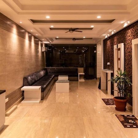 Hotel Arihant Palace , Katra Катра Экстерьер фото