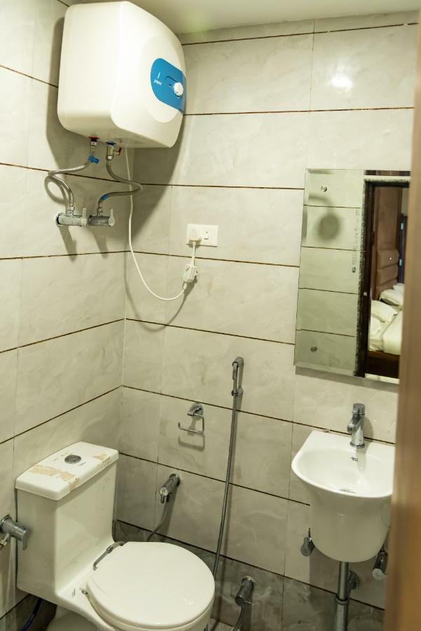 Hotel Arihant Palace , Katra Катра Экстерьер фото